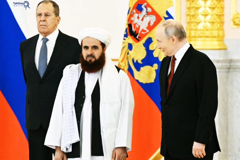 پذیرش استوارنامه سفیر طالبان توسط ولادیمیر پوتین